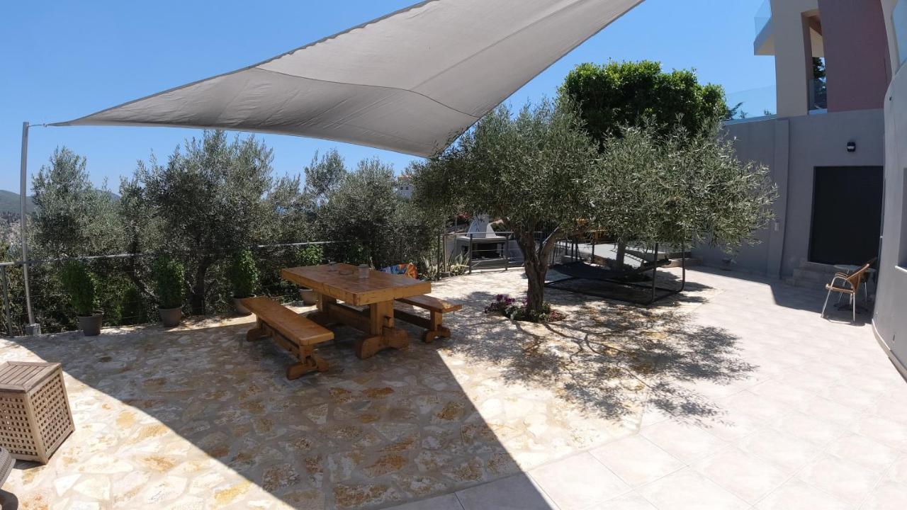 Saronic Topview Villa Galatas  Exterior photo